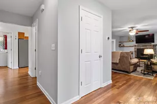 26 Morrow Dr, Fairview, NC 28730 - Photo 10