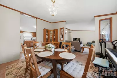 107 10th Street NE, Hildebran, NC 28637 - Photo 8