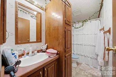 107 10th Street NE, Hildebran, NC 28637 - Photo 10