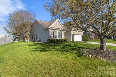 5916 Eastridge Court, Concord, NC 28025 - Photo 2