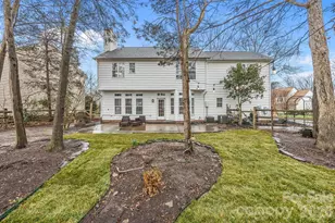 5536 Tullamore Ln, Charlotte, NC 28269 - Photo 6