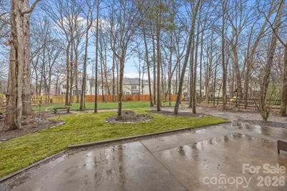 5536 Tullamore Lane, Charlotte, NC 28269 - Photo 10