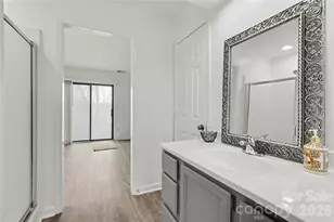 6540 Point Comfort Ln, Charlotte, NC 28226 - Photo 12