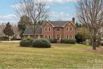 113 Forest Avenue NE, Valdese, NC 28690 - Photo 2