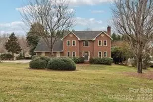 113 Forest Ave NE, Valdese, NC 28690 - Photo 2