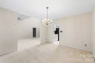 5018 Sunningdale Ct, Charlotte, NC 28226 - Photo 12