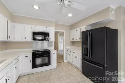 5018 Sunningdale Court, Charlotte, NC 28226 - Photo 14