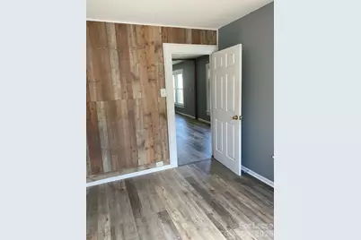 106 S Chapel Street, Landis, NC 28088 - Photo 4