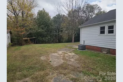 515 26th Street SW, Hickory, NC 28602 - Photo 20