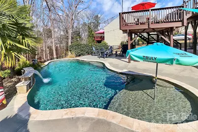 14616 Brannock Hills Drive, Charlotte, NC 28278 - Photo 12