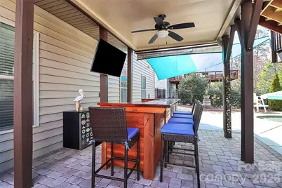 14616 Brannock Hills Drive, Charlotte, NC 28278 - Photo 18