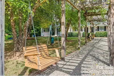 1224 Green Oaks Lane #B, Charlotte, NC 28205 - Photo 28