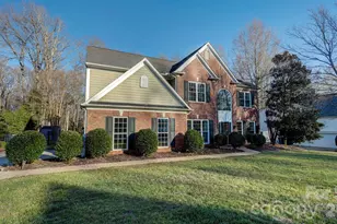 9821 Zackery Ave, Charlotte, NC 28277 - Photo 2