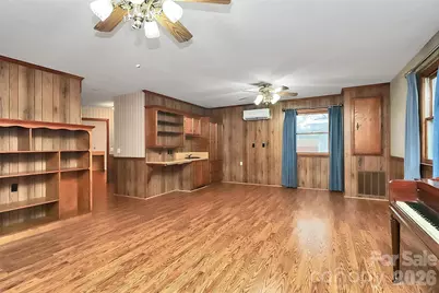 3801 Castlerock Drive, Charlotte, NC 28215 - Photo 32