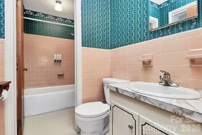 3801 Castlerock Drive, Charlotte, NC 28215 - Photo 14