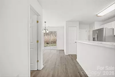 2405 Smugglers Court, Charlotte, NC 28216 - Photo 6