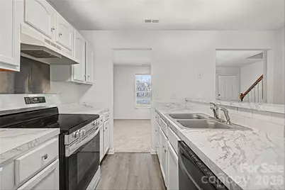 2405 Smugglers Court, Charlotte, NC 28216 - Photo 10