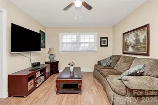 507 N Mulberry St, Cherryville, NC 28021 - Photo 2