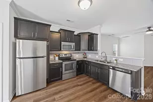 5226 Crystal Lakes Dr, Rock Hill, SC 29732 - Photo 10