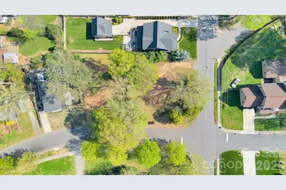 721 E 28th Street, Charlotte, NC 28205 - Photo 2