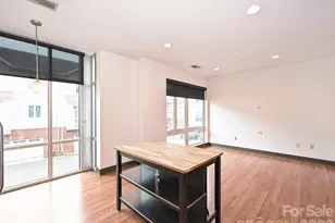 2200 Lyndhurst Ave, Charlotte, NC 28203 - Photo 8