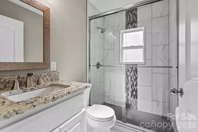 492 14th Avenue Avenue NE, Hickory, NC 28601 - Photo 10