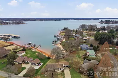 332 Shoreline Loop, Mooresville, NC 28117 - Photo 1