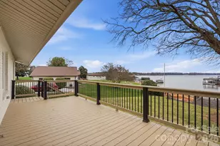 332 Shoreline Loop, Mooresville, NC 28117 - Photo 1