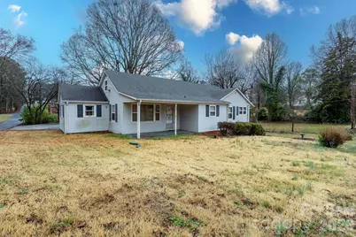 322 E 4th Street, Oakboro, NC 28129 - Photo 2