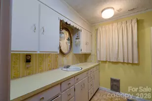 322 E 4th St, Oakboro, NC 28129 - Photo 14