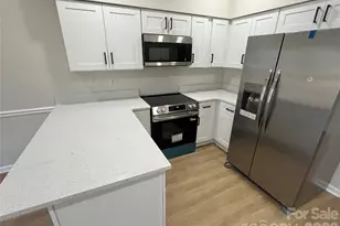 1300 Long Paw Ln, Charlotte, NC 28214 - Photo 20