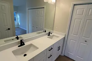 1300 Long Paw Ln, Charlotte, NC 28214 - Photo 32