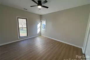 1300 Long Paw Ln, Charlotte, NC 28214 - Photo 24