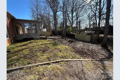 1300 Long Paw Lane, Charlotte, NC 28214 - Photo 36