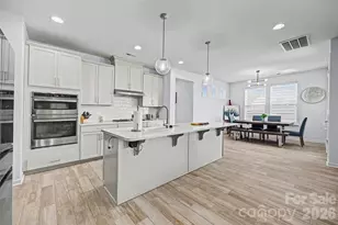 16203 Tulloch Rd, Charlotte, NC 28278 - Photo 14