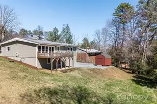 338 Hawthorne Dr, Brevard, NC 28712 - Photo 34