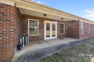 249 Shumaker Dr, Statesville, NC 28625 - Photo 4