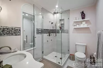 2082 2nd Street Drive NW, Hickory, NC 28601 - Photo 16