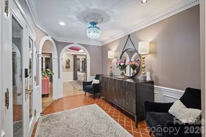 2082 2nd Street Drive NW, Hickory, NC 28601 - Photo 8