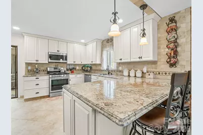 111 Hudson Drive, Hendersonville, NC 28739 - Photo 2