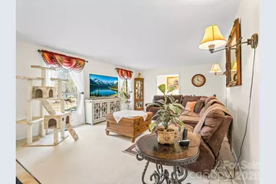 111 Hudson Drive, Hendersonville, NC 28739 - Photo 20