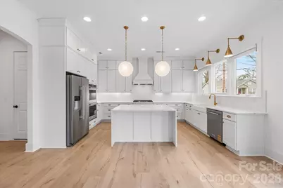 1607 Chippendale Road, Charlotte, NC 28205 - Photo 16