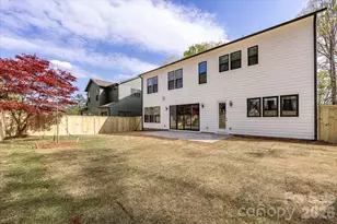 1607 Chippendale Rd, Charlotte, NC 28205 - Photo 48