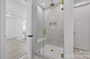 1607 Chippendale Rd, Charlotte, NC 28205 - Photo 36