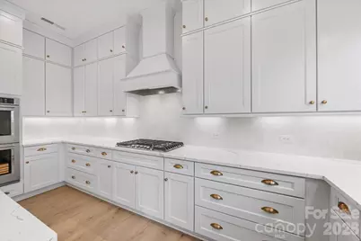 1607 Chippendale Road, Charlotte, NC 28205 - Photo 18