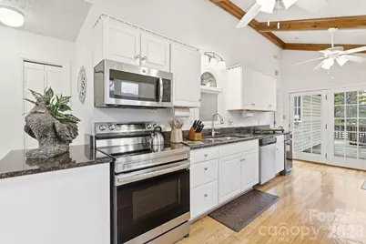 1644 Broadstone Road, Banner Elk, NC 28604 - Photo 18