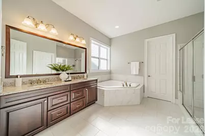 15016 High Bluff Court, Charlotte, NC 28278 - Photo 18