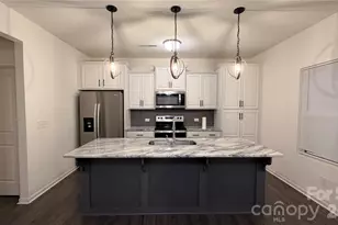 7209 Lenton Rd, Charlotte, NC 28215 - Photo 6