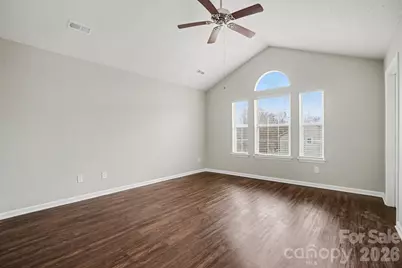 9032 Little Hampton Place, Charlotte, NC 28215 - Photo 8