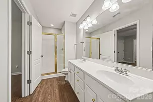 6902 Brachnell View Dr, Charlotte, NC 28269 - Photo 16